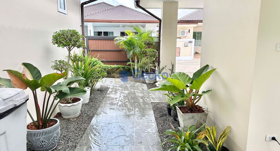For rent and for sale 6 bedrooms house in Huay Yai, Pattaya
