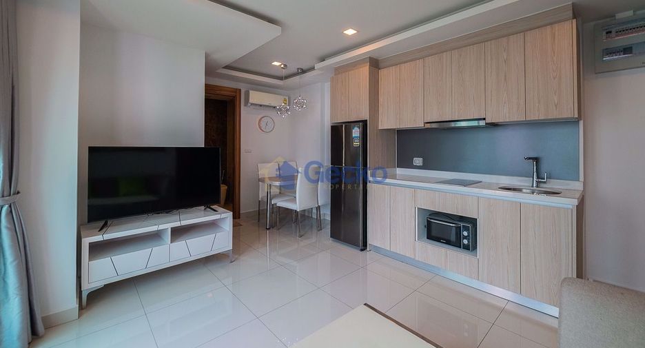 For rent 2 bedrooms condo in South Pattaya, Pattaya