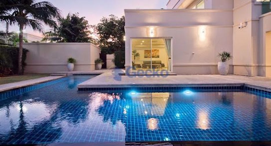 Haus zur Miete mit 5 Zimmer in East Pattaya, Pattaya