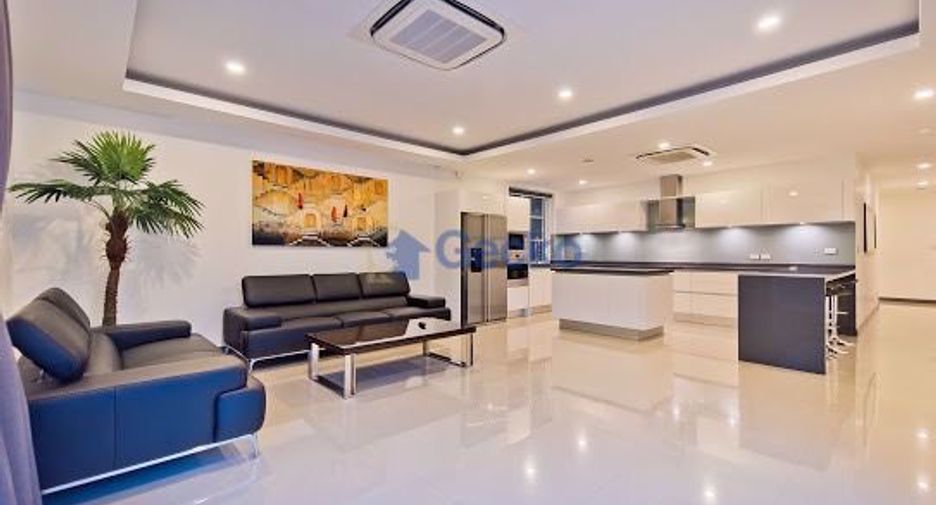 Haus zur Miete mit 5 Zimmer in East Pattaya, Pattaya
