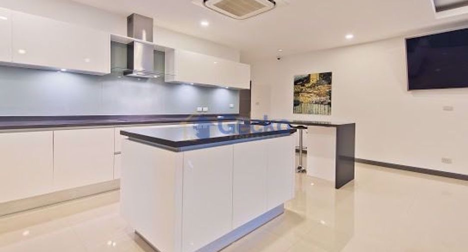 Haus zur Miete mit 5 Zimmer in East Pattaya, Pattaya