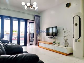 Haus zur Miete und zum Kauf mit 2 Zimmer in Bang Lamung, Chonburi