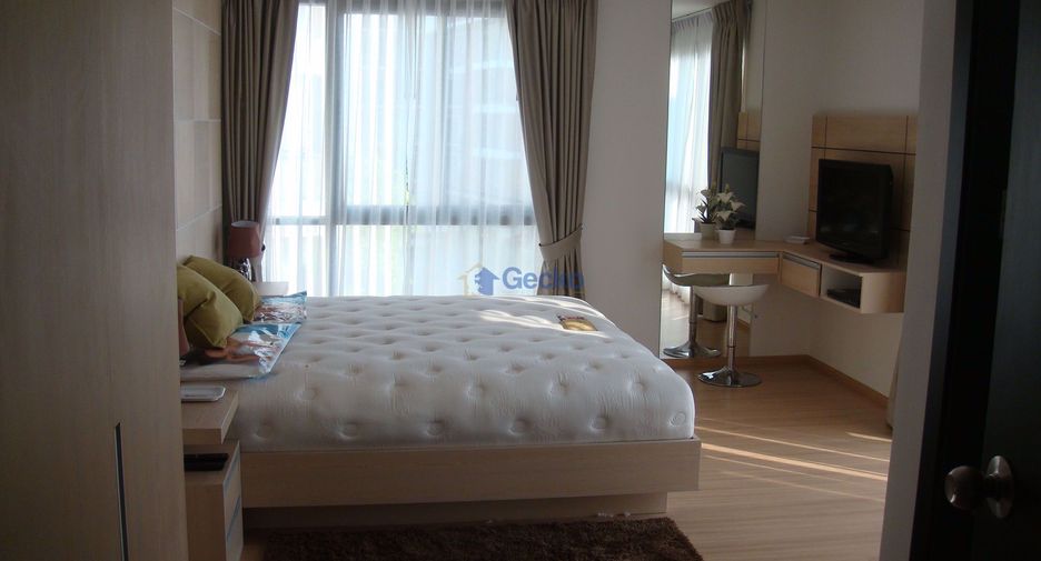 For rent 2 bedrooms condo in South Pattaya, Pattaya