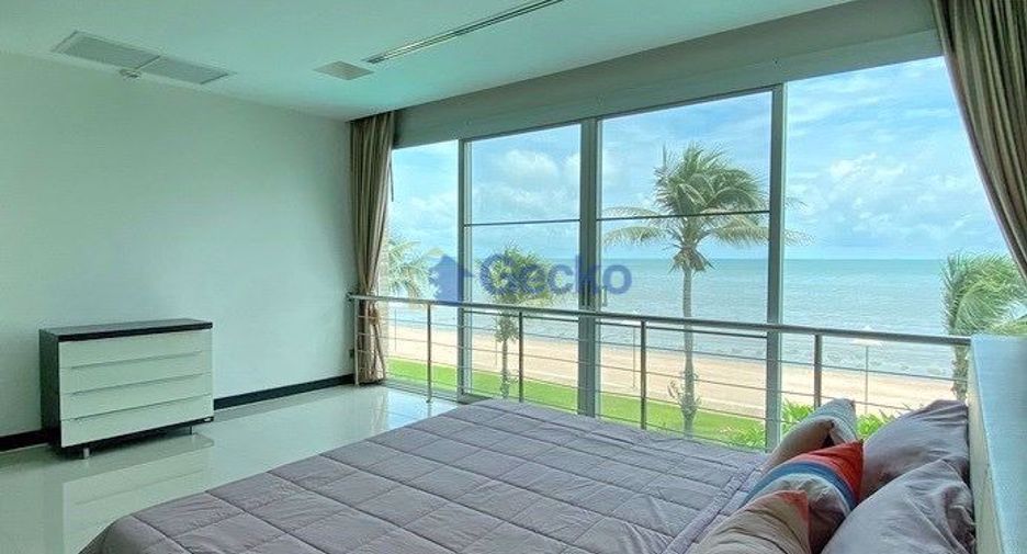 For rent 2 bedrooms condo in North Pattaya, Pattaya