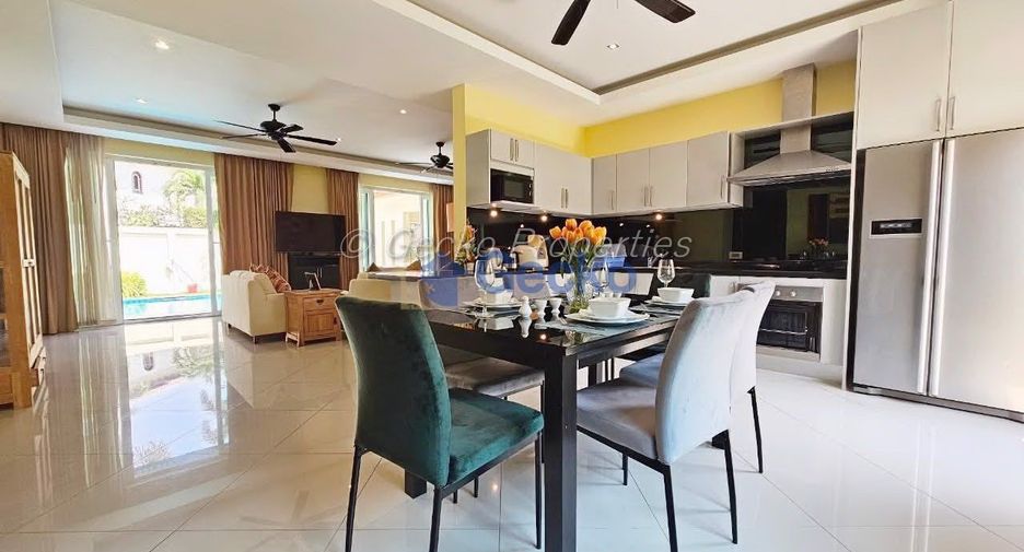 For rent and for sale 4 bedrooms house in Bang Lamung, Chonburi
