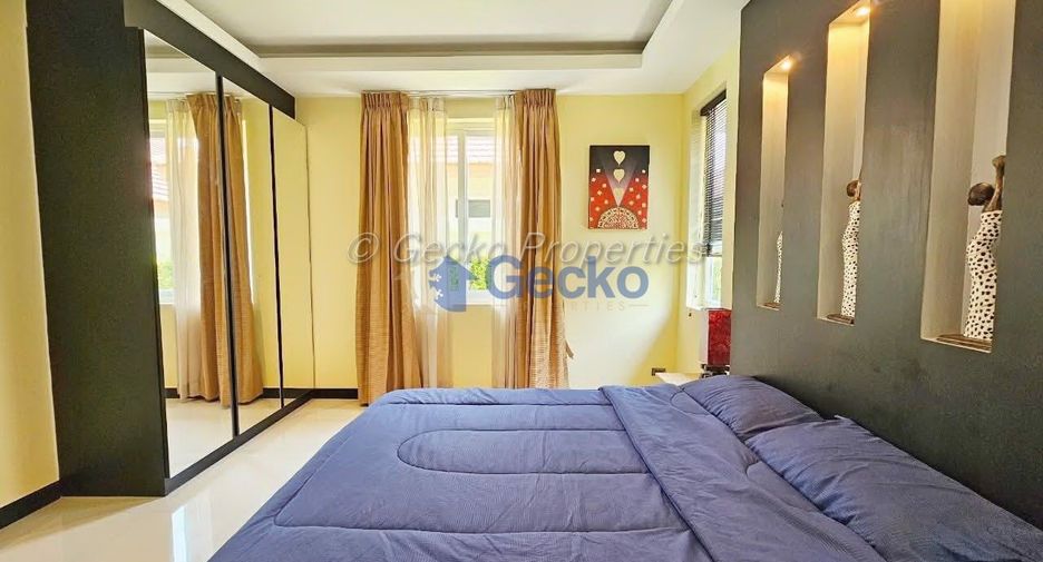 For rent and for sale 4 bedrooms house in Bang Lamung, Chonburi