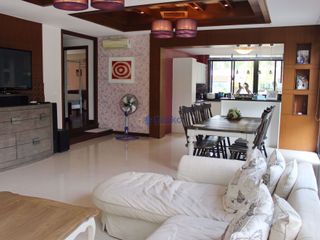 À louer 3 chambres maison à Bang Lamung, Chonburi