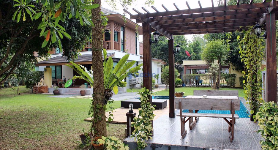 For rent 3 bedrooms house in East Pattaya, Pattaya
