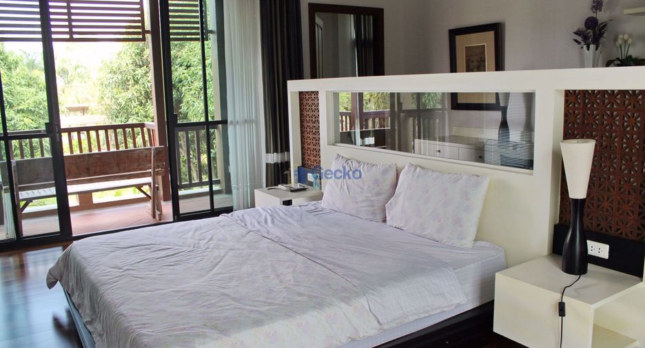 For rent 3 bedrooms house in East Pattaya, Pattaya