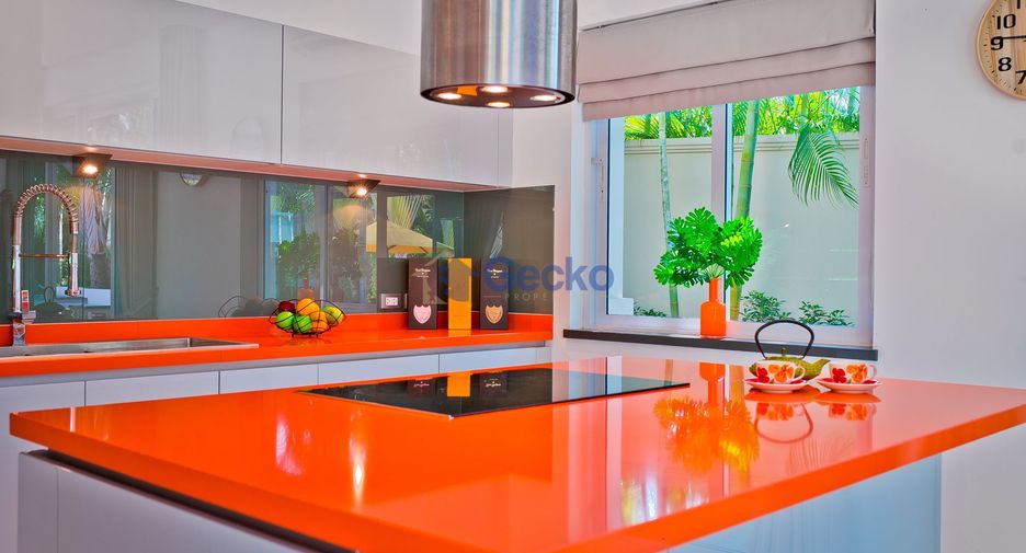 Casa en alquiler y en venta de 3 habitaciones en East Pattaya, Pattaya