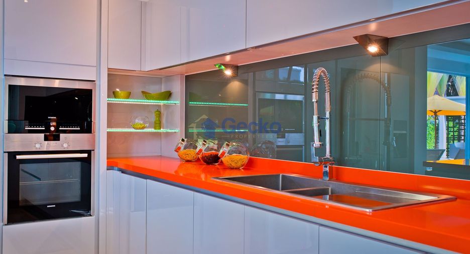 Casa en alquiler y en venta de 3 habitaciones en East Pattaya, Pattaya