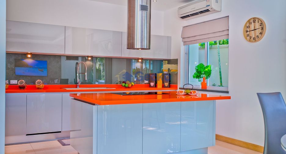 Casa en alquiler y en venta de 3 habitaciones en East Pattaya, Pattaya