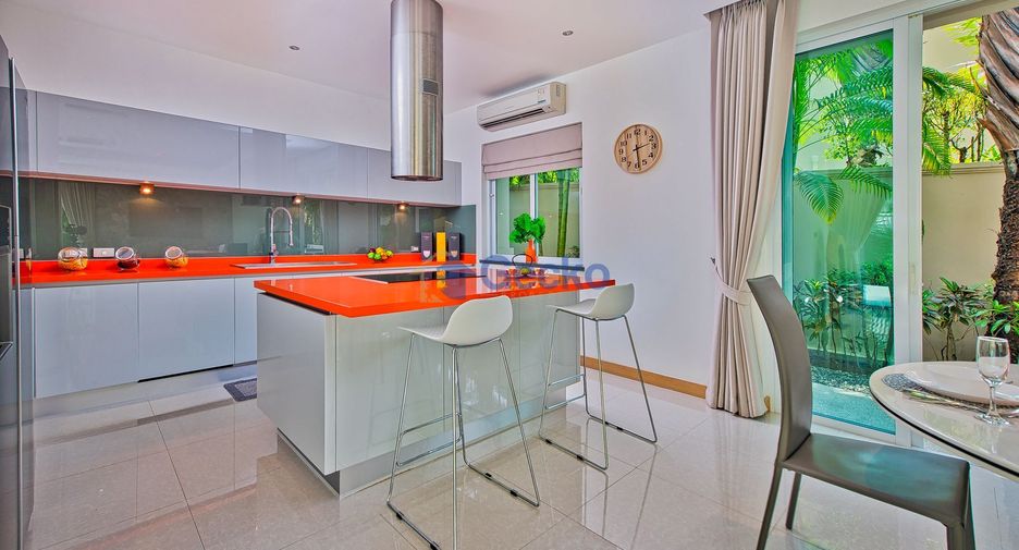 Casa en alquiler y en venta de 3 habitaciones en East Pattaya, Pattaya