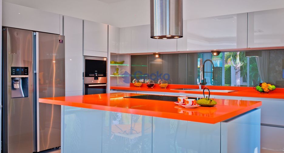 Casa en alquiler y en venta de 3 habitaciones en East Pattaya, Pattaya