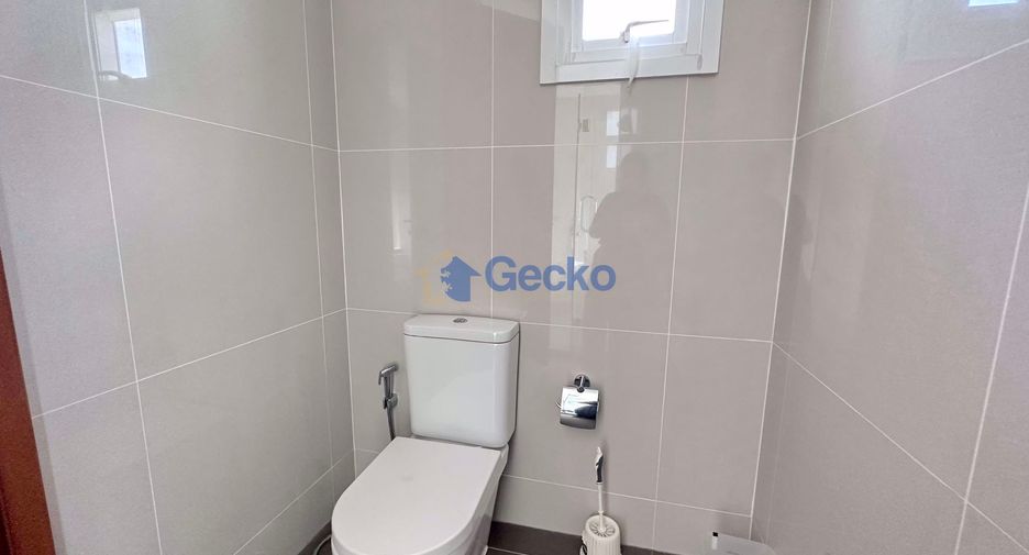 Condo en alquiler de 3 habitaciones en Sattahip, Chonburi