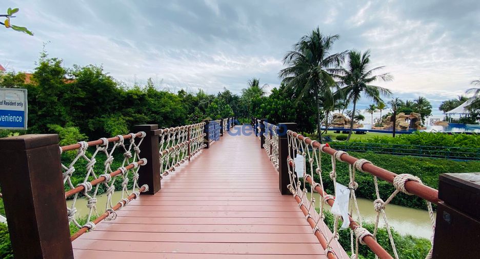 Condo en alquiler de 3 habitaciones en Sattahip, Chonburi