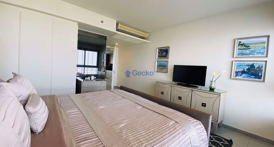 For rent 2 bedrooms condo in North Pattaya, Pattaya