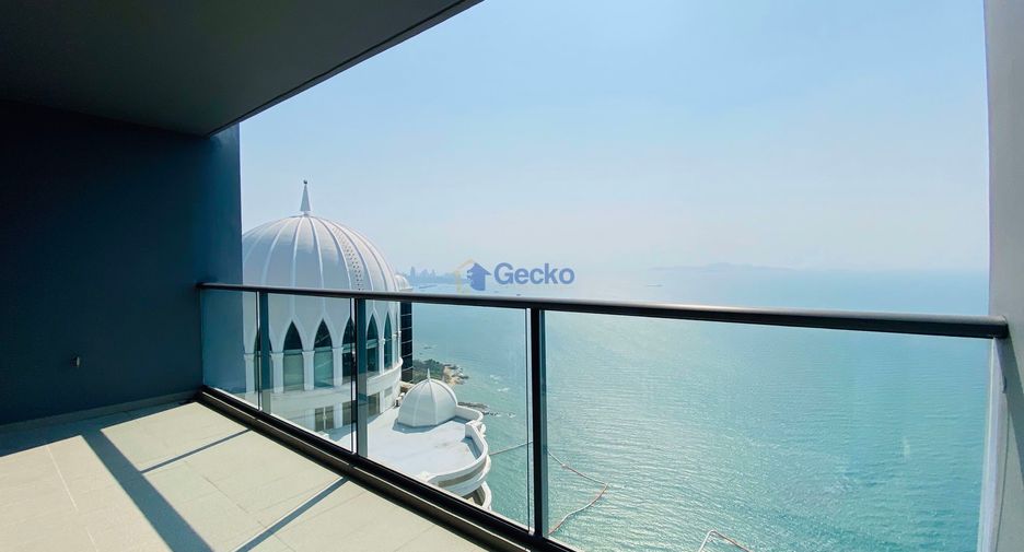 For rent 2 bedrooms condo in North Pattaya, Pattaya