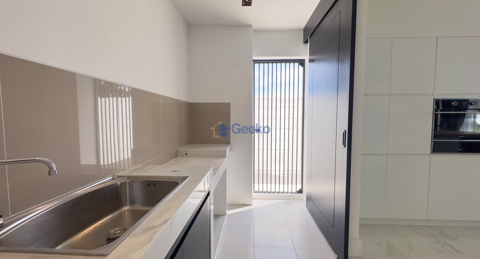 Haus zur Miete und zum Kauf mit 5 Zimmer in East Pattaya, Pattaya