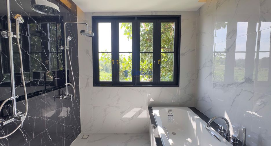 Haus zur Miete und zum Kauf mit 5 Zimmer in East Pattaya, Pattaya