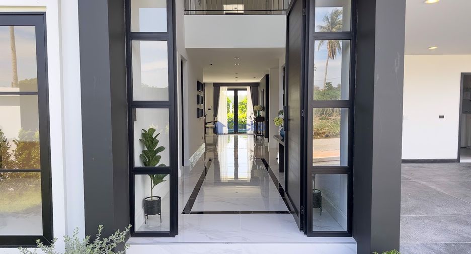 Haus zur Miete und zum Kauf mit 5 Zimmer in East Pattaya, Pattaya