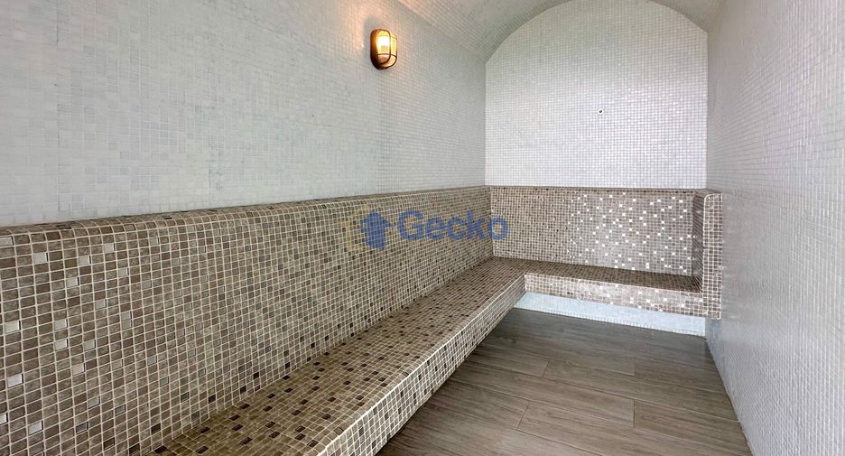 For sale 2 bedrooms condo in Pratumnak, Pattaya
