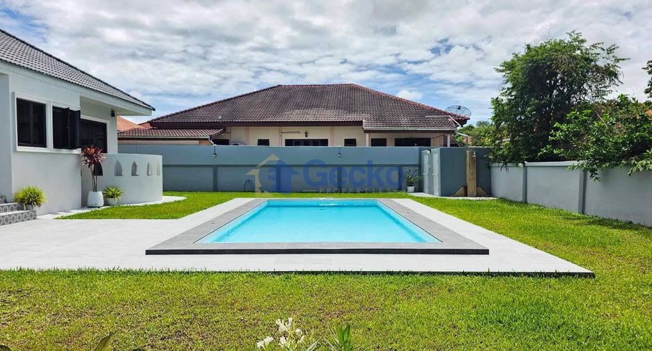 For sale 3 bedrooms house in Sattahip, Chonburi