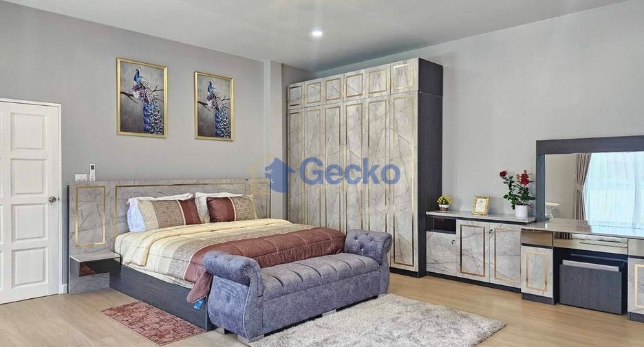For sale 3 bedrooms house in Sattahip, Chonburi