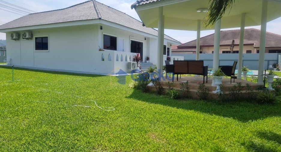 For sale 3 bedrooms house in Sattahip, Chonburi