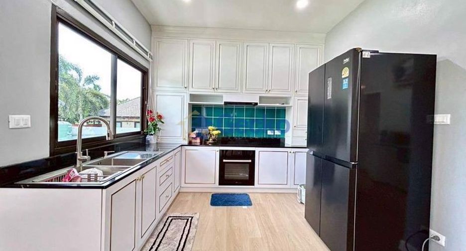 For sale 3 bedrooms house in Sattahip, Chonburi