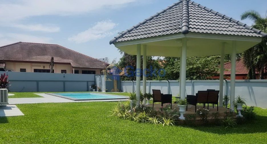 For sale 3 bedrooms house in Sattahip, Chonburi