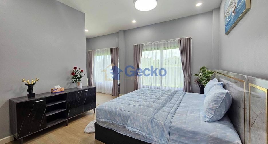 For sale 3 bedrooms house in Sattahip, Chonburi