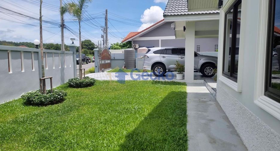 For sale 3 bedrooms house in Sattahip, Chonburi