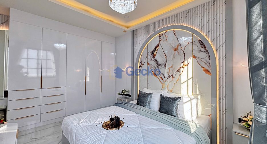 For sale 4 bedrooms house in Bang Lamung, Chonburi