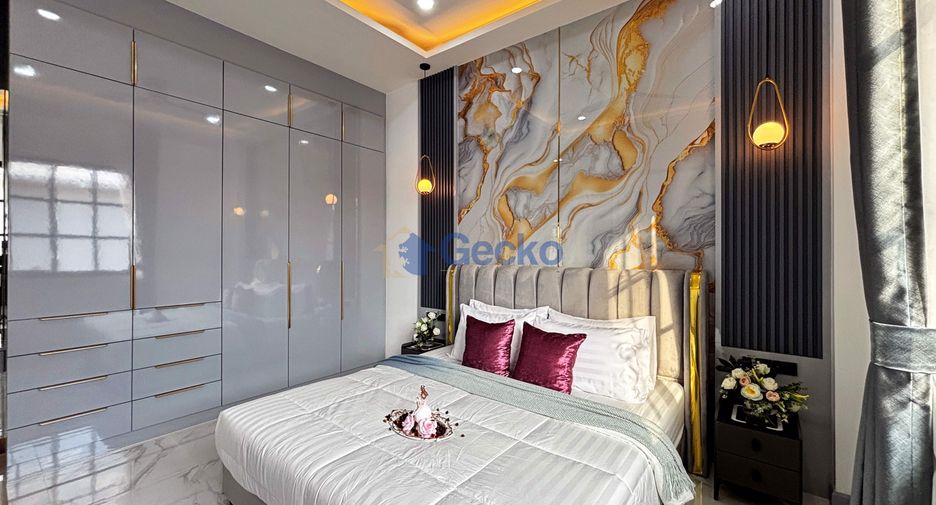 For sale 4 bedrooms house in Bang Lamung, Chonburi