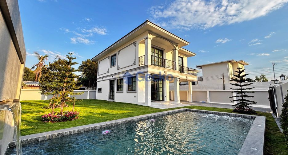For sale 4 bedrooms house in Bang Lamung, Chonburi