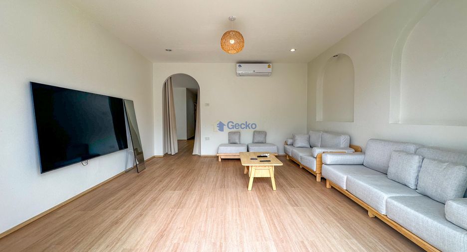 Casa en alquiler y en venta de 6 habitaciones en Jomtien, Pattaya
