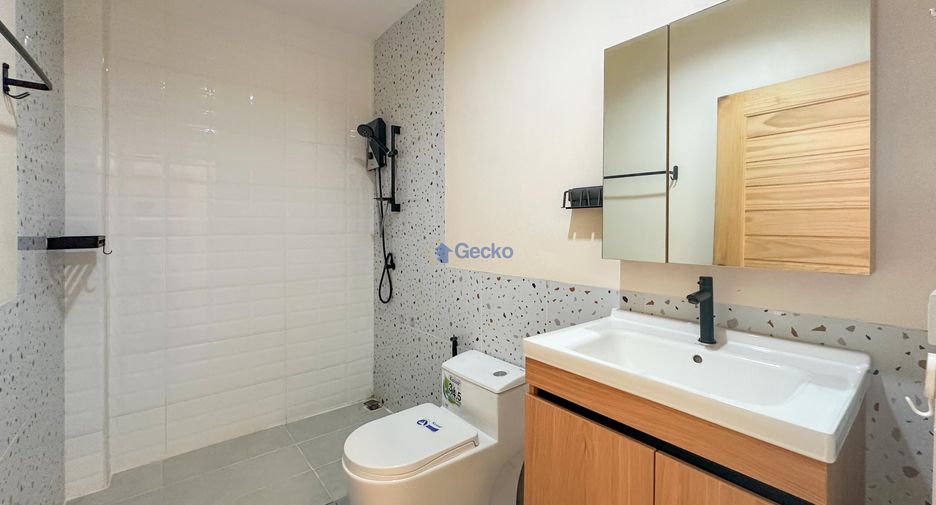 Casa en alquiler y en venta de 6 habitaciones en Jomtien, Pattaya
