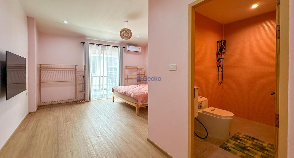 Casa en alquiler y en venta de 6 habitaciones en Jomtien, Pattaya