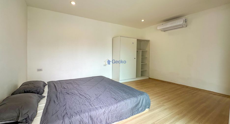 Casa en alquiler y en venta de 6 habitaciones en Jomtien, Pattaya