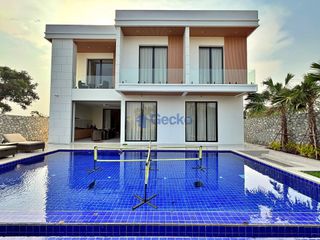 Haus zum Kauf mit 4 Zimmer in Bang Lamung, Chonburi