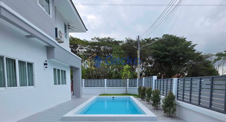 Haus zum Kauf mit 4 Zimmer in Sattahip, Chonburi