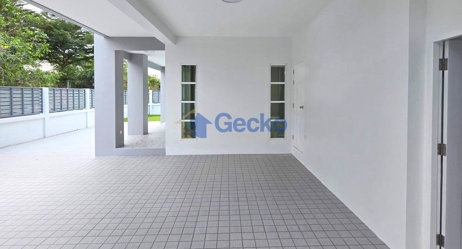Haus zum Kauf mit 4 Zimmer in Sattahip, Chonburi