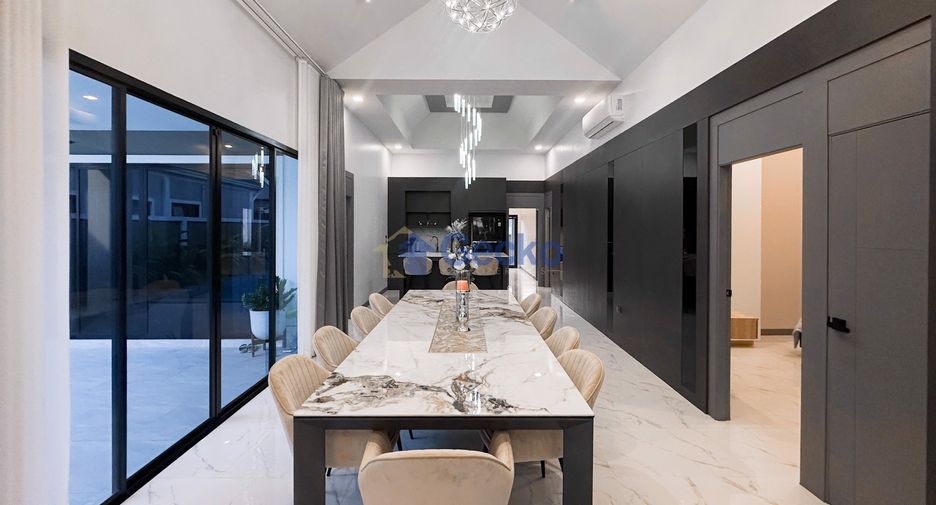 Haus zur Miete und zum Kauf mit 5 Zimmer in East Pattaya, Pattaya