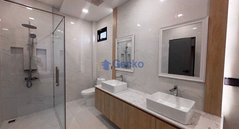 Haus zur Miete und zum Kauf mit 5 Zimmer in East Pattaya, Pattaya