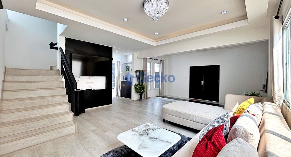 Haus zur Miete und zum Kauf mit 4 Zimmer in Huay Yai, Pattaya