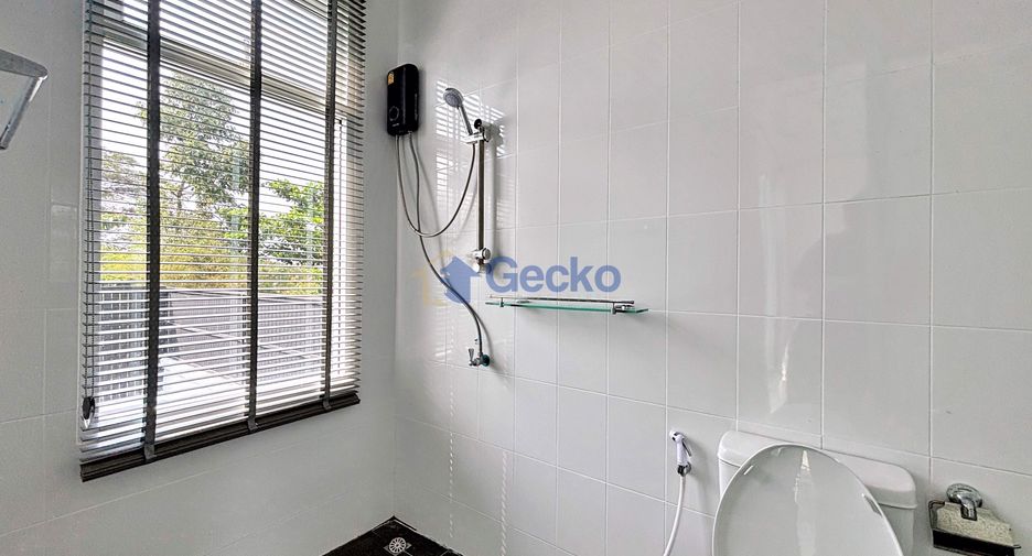 Haus zur Miete und zum Kauf mit 4 Zimmer in Huay Yai, Pattaya