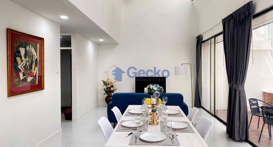 For rent 3 bedrooms condo in Jomtien, Pattaya