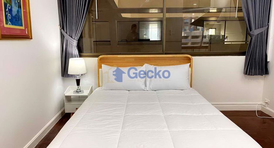 For rent 3 bedrooms condo in Jomtien, Pattaya