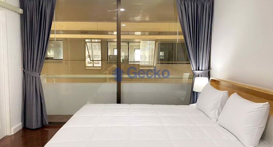 For rent 3 bedrooms condo in Jomtien, Pattaya
